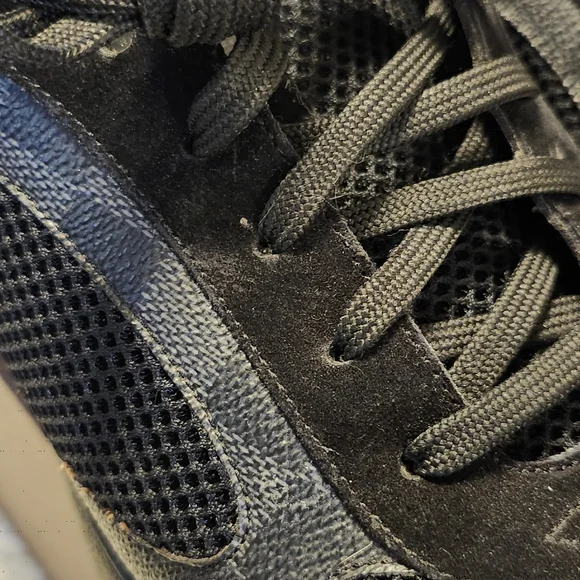 Louis Vuitton Men's Dark Mesh Sneakers GRAPHITE DAMIER